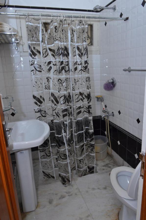 Sandy's Homestay Jammu Luaran gambar