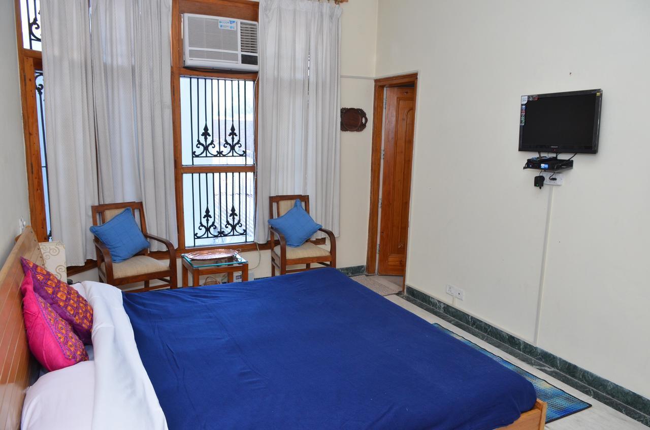 Sandy's Homestay Jammu Luaran gambar