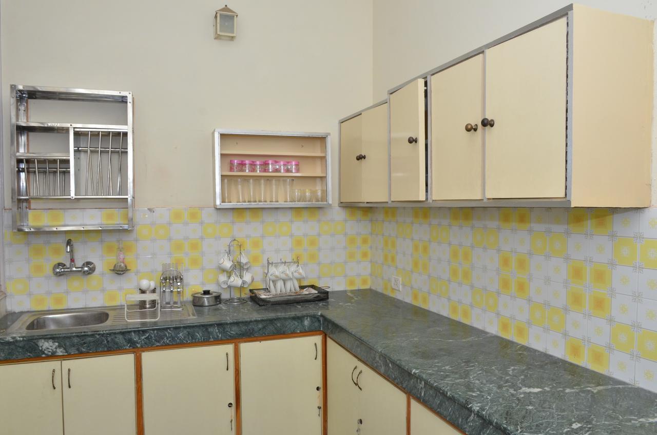 Sandy's Homestay Jammu Luaran gambar