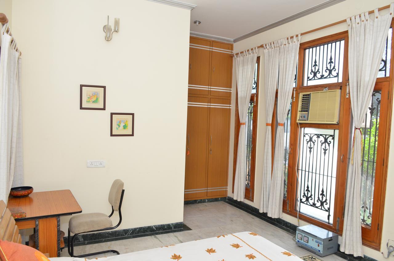 Sandy's Homestay Jammu Luaran gambar