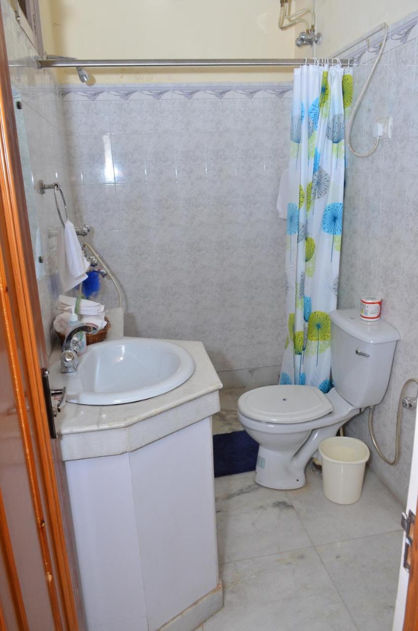 Sandy's Homestay Jammu Luaran gambar